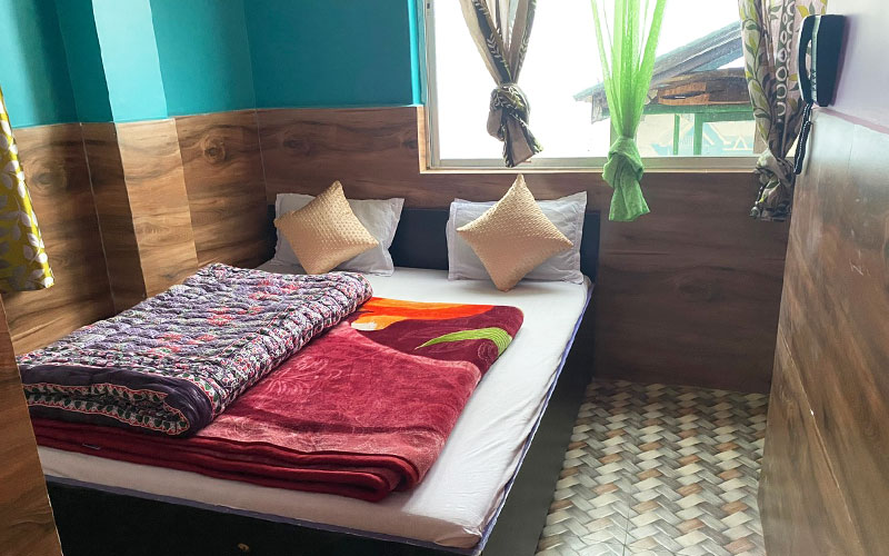 Lamakhang Homestay Phadamchen